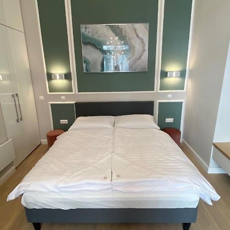Stylish Apartment Near The River Boedapest Buitenkant foto